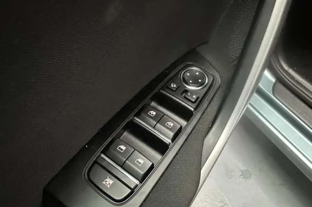 Kia Ceed (2025) thumbnail 5