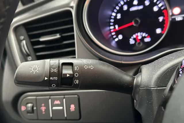Kia Ceed (2025) thumbnail 7