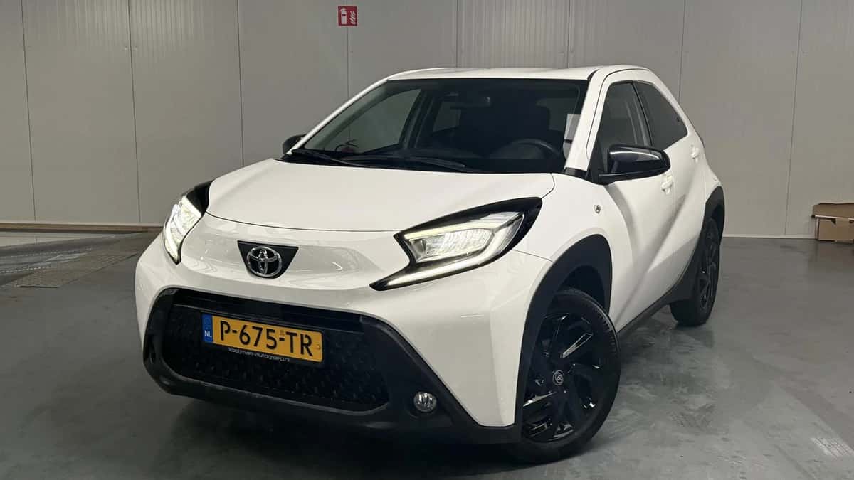 Toyota Aygo (2022) — foto 1