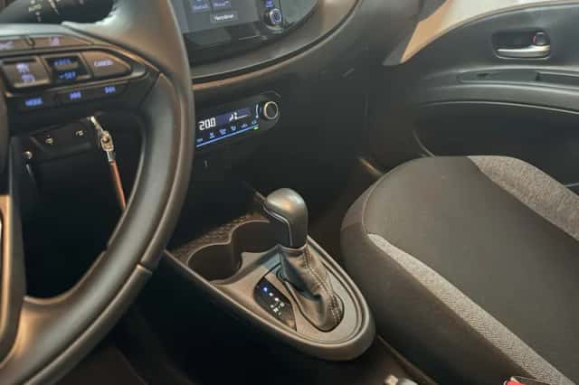 Toyota Aygo (2022) thumbnail 16