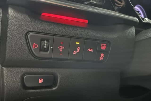 Kia Niro (2019) thumbnail 11