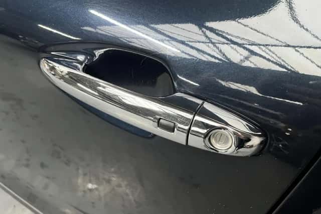 Kia Niro (2019) thumbnail 24