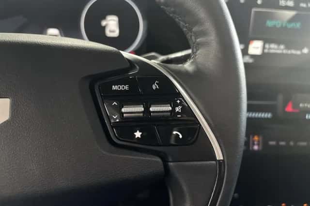 Kia EV6 (2021) thumbnail 8