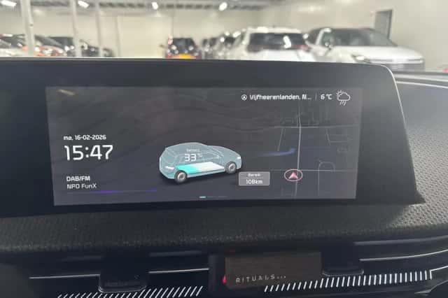 Kia EV6 (2021) thumbnail 9