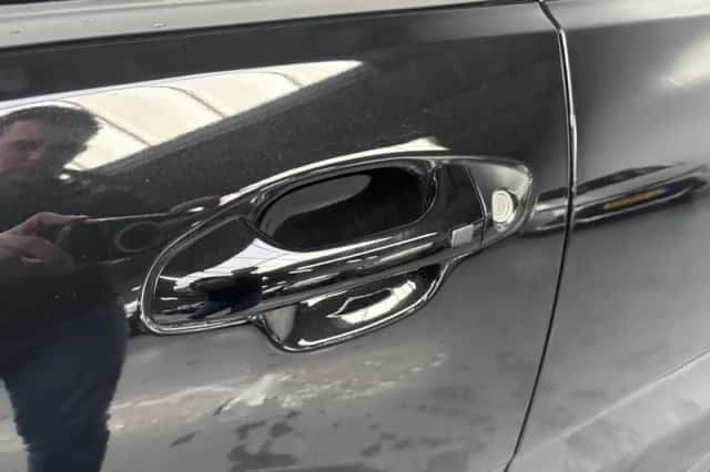 Kia Stonic (2024) thumbnail 2