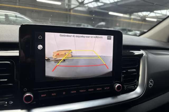 Kia Stonic (2024) thumbnail 13