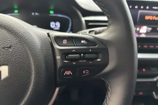 Kia Stonic (2024) thumbnail 7