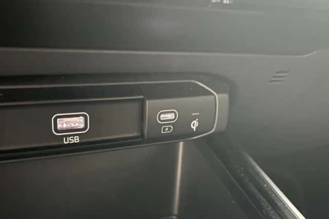 Kia Niro EV (2025) thumbnail 22