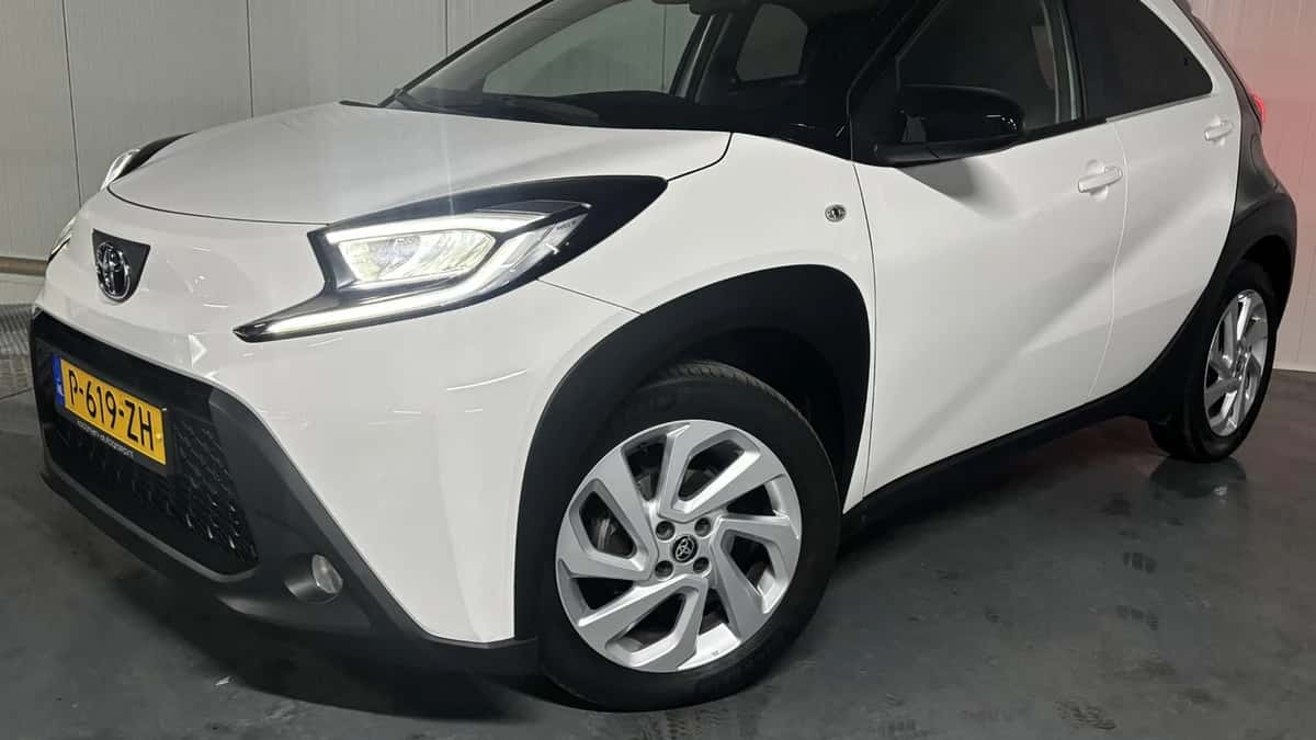 Toyota Aygo (2022) — foto 1