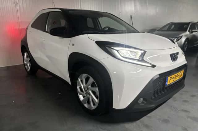 Toyota Aygo (2022) thumbnail 20