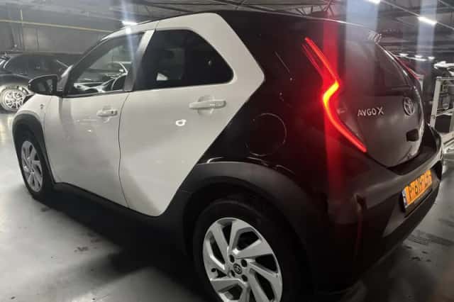 Toyota Aygo (2022) thumbnail 24
