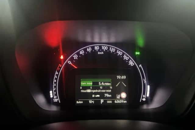 Toyota Aygo (2022) thumbnail 4