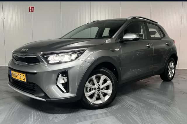 Kia Stonic (2025) thumbnail 1