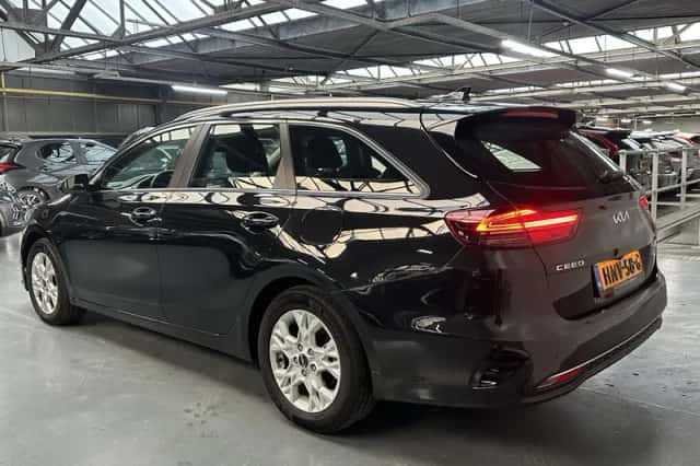 Kia Ceed Sportswagon (2025) thumbnail 21