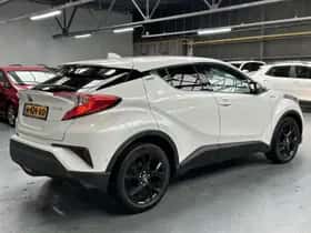 Toyota C-HR (2019) thumbnail 27