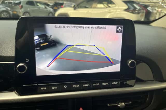 Kia Picanto (2021) thumbnail 17