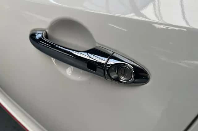Kia Picanto (2021) thumbnail 19
