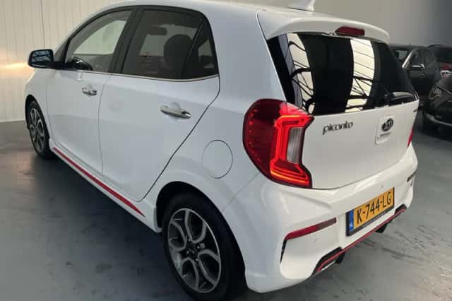 Kia Picanto (2021) thumbnail 26
