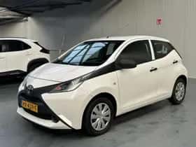 Toyota Aygo (2016) thumbnail 16
