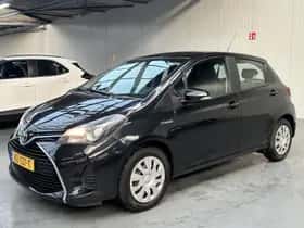 Toyota Yaris (2015) thumbnail 19