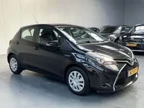Toyota Yaris (2015) thumbnail 21
