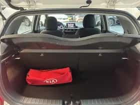 Kia Picanto (2017) thumbnail 19