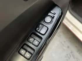 Kia Picanto (2017) thumbnail 3