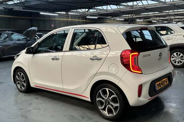 Kia Picanto (2017) thumbnail 21