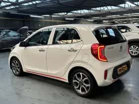 Kia Picanto (2017) thumbnail 21