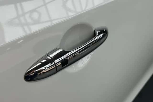 Kia Picanto (2017) thumbnail 26