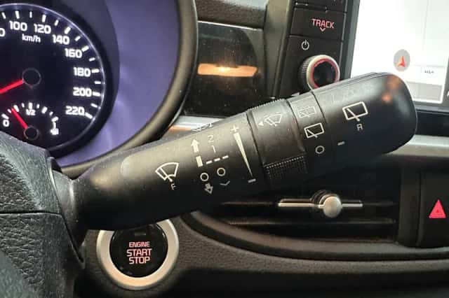 Kia Picanto (2017) thumbnail 7