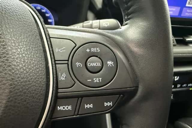 Toyota RAV4 (2024) thumbnail 11