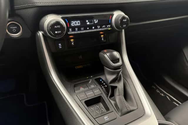 Toyota RAV4 (2024) thumbnail 19