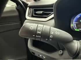 Toyota RAV4 (2024) thumbnail 8