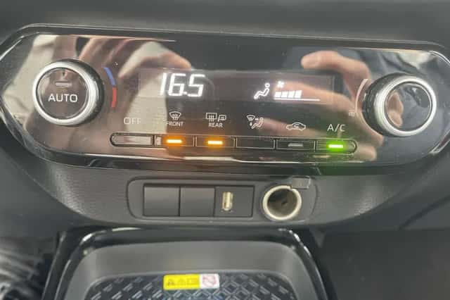 Toyota Aygo (2022) thumbnail 15