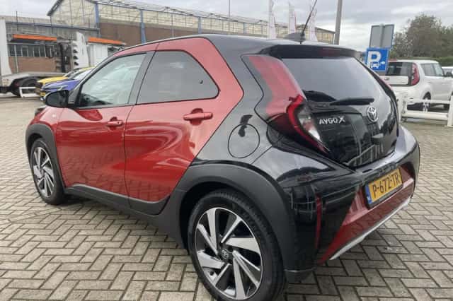 Toyota Aygo (2022) thumbnail 25