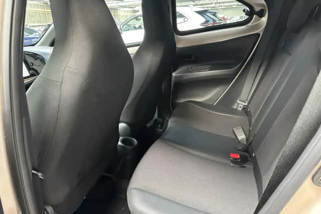 Toyota Aygo (2024) thumbnail 17