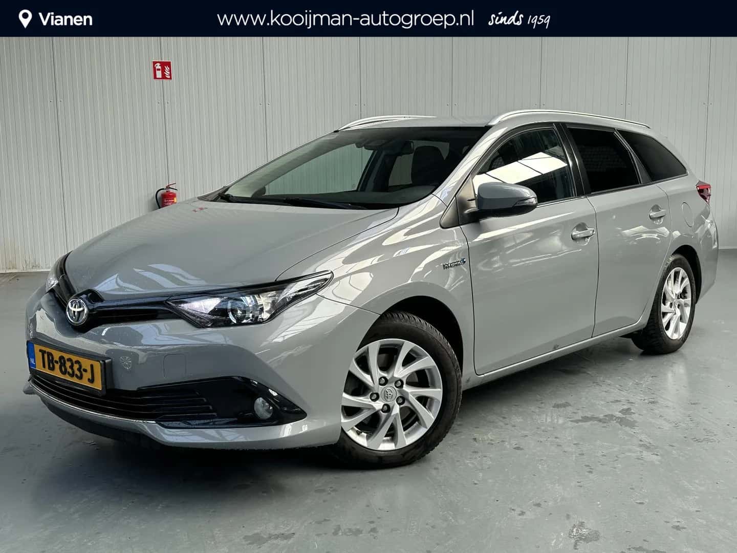 Toyota Auris (2018) — foto 1