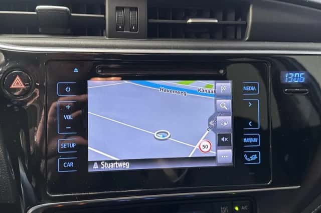 Toyota Auris (2018) thumbnail 14