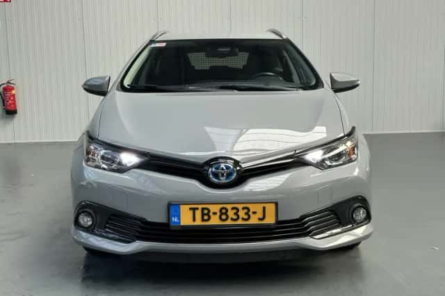Toyota Auris (2018) thumbnail 25