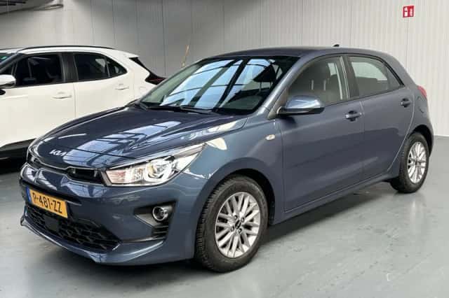Kia Rio (2022) thumbnail 22
