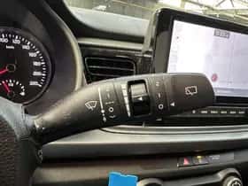 Kia Rio (2022) thumbnail 5