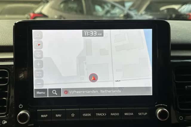 Kia Rio (2022) thumbnail 8