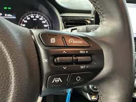 Kia Rio (2022) thumbnail 9
