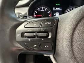 Kia Rio (2022) thumbnail 10