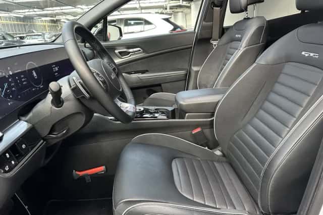 Kia Sportage (2024) thumbnail 2