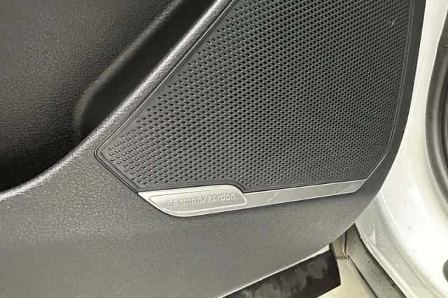 Kia Sportage (2024) thumbnail 5