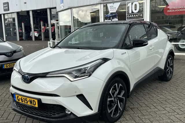 Toyota C-HR (2019) thumbnail 14
