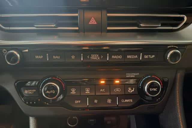 Kia Niro (2022) thumbnail 12