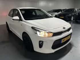 Kia Rio (2017) thumbnail 19